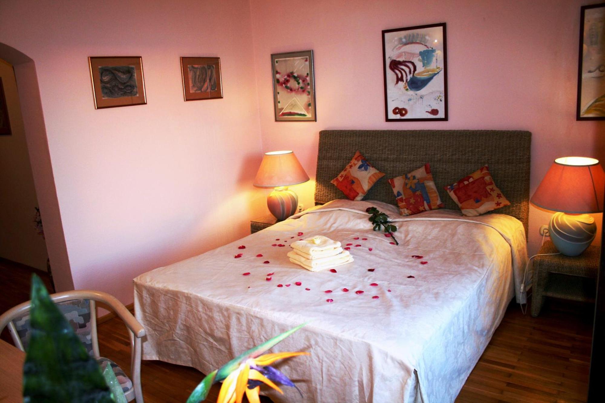 Grand View Apartments Drasnice Kamer foto
